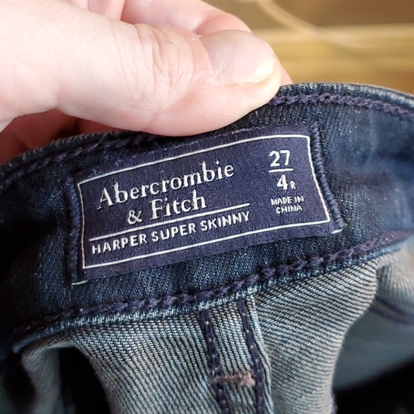 Abercrombie and Fitch Skinny Jeans Sz.4 - Picture 3 of 3